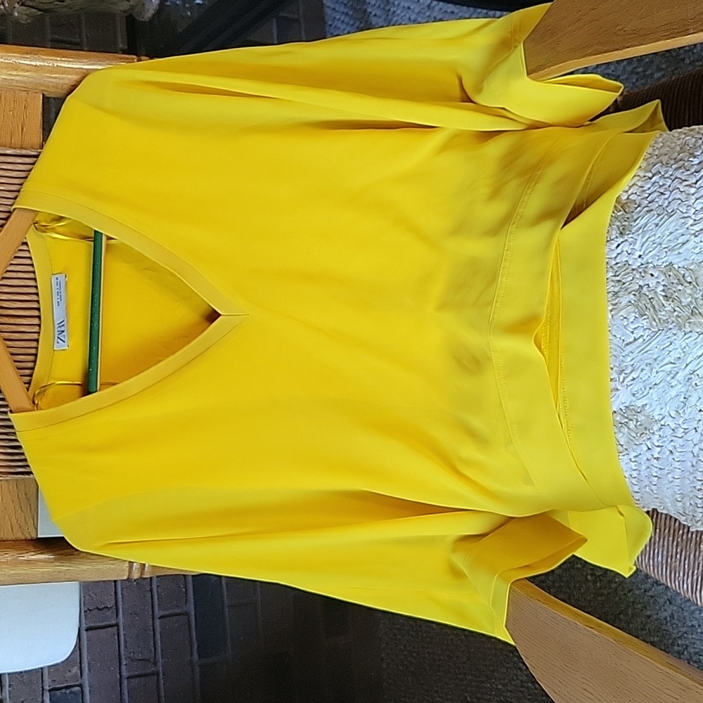 Zara Vneck, sunflower yellow blouse, size L - Picture 12 of 14